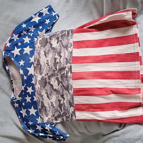 USA Ladies Top - Picture 2 of 5